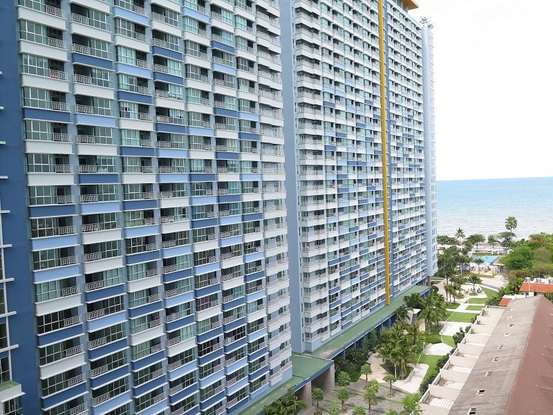 Lumpini Parkbeach Pattaya Pool View หาดจอมเทียน ภายนอก รูปภาพ